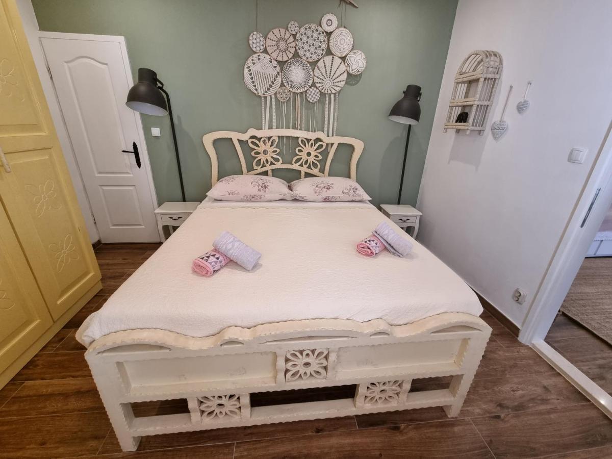 Delmar Apartment Komiža Екстериор снимка