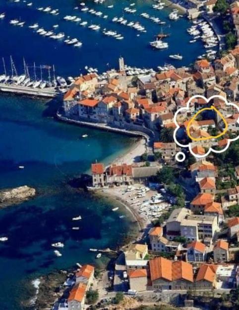 Delmar Apartment Komiža Екстериор снимка